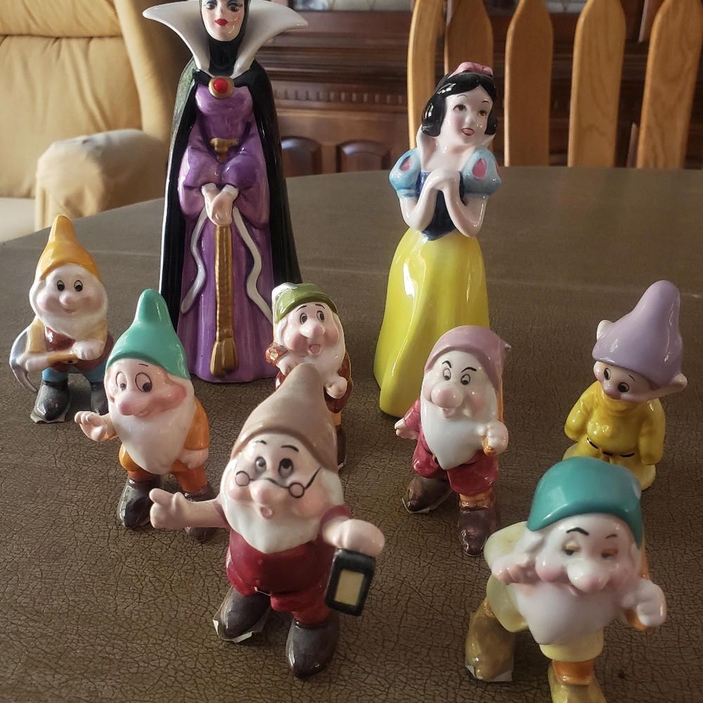 Disney Figurines Snow White